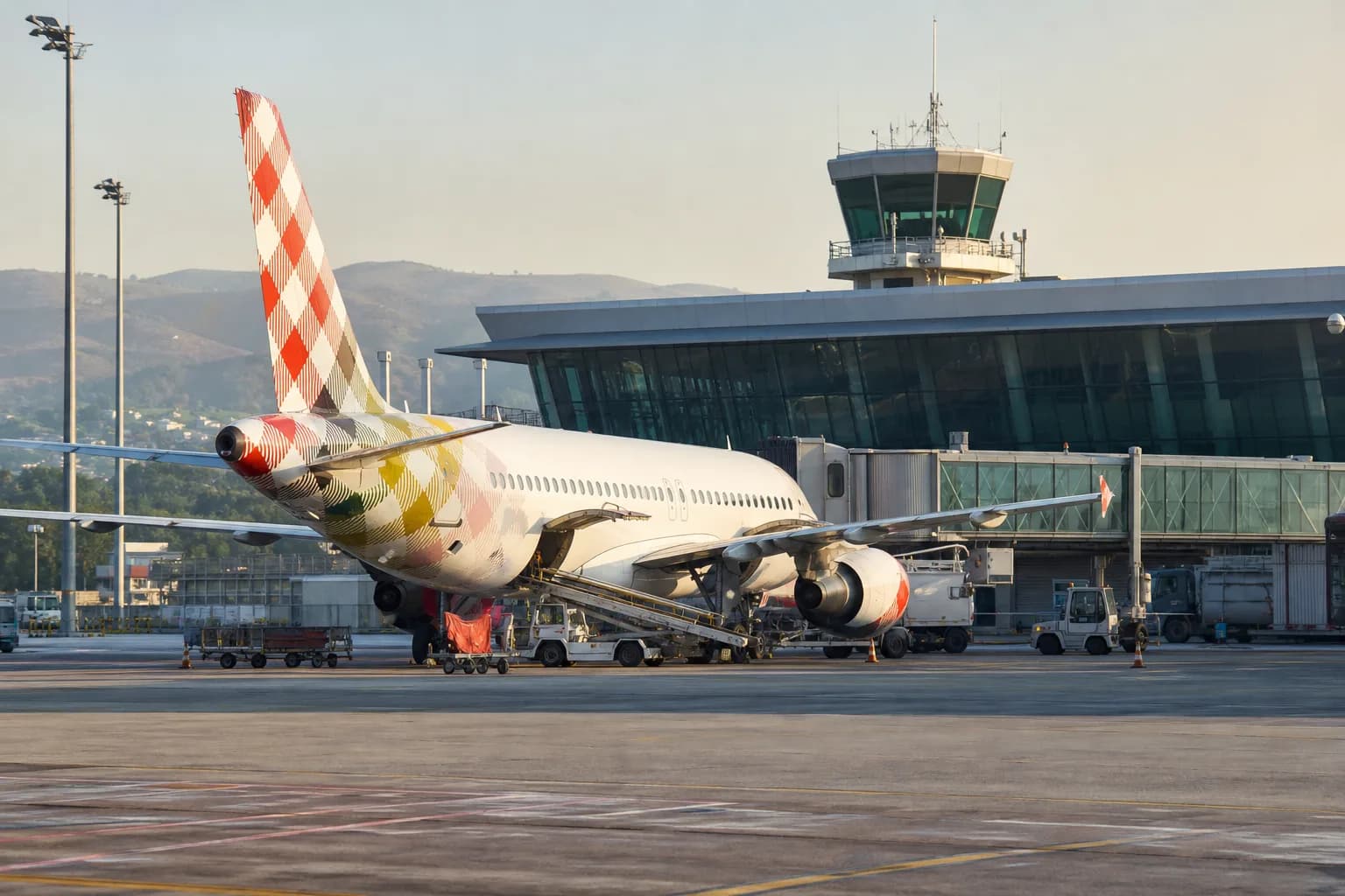 Un tribunal británico frena a los acreedores de Volotea mientras reestructura su deuda